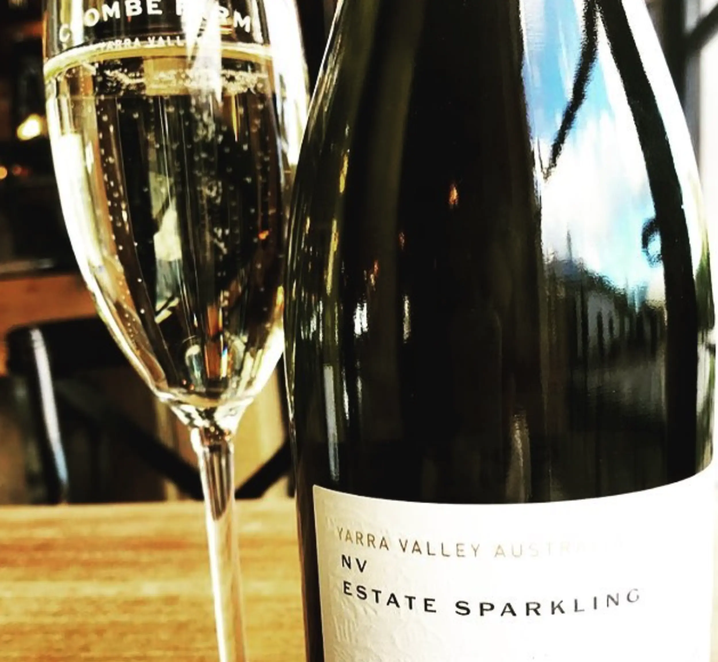 Coombe sparklin wine