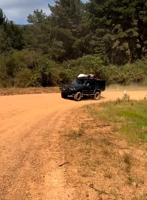 Driving on Unsealed Tracks