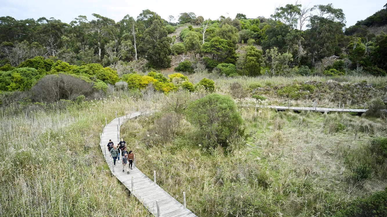Explore the Tower Hill Wildlife Reserve