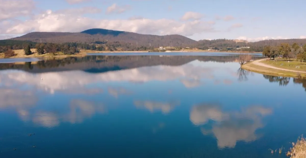 Grampians Lake Wallace
