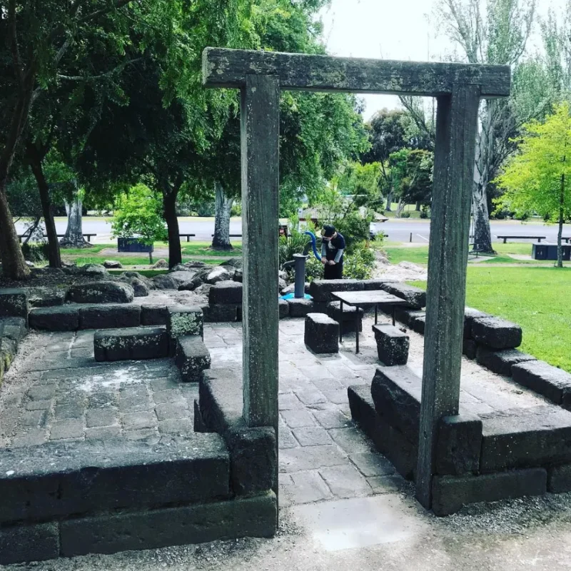 Visit Colac Botanic Gardens