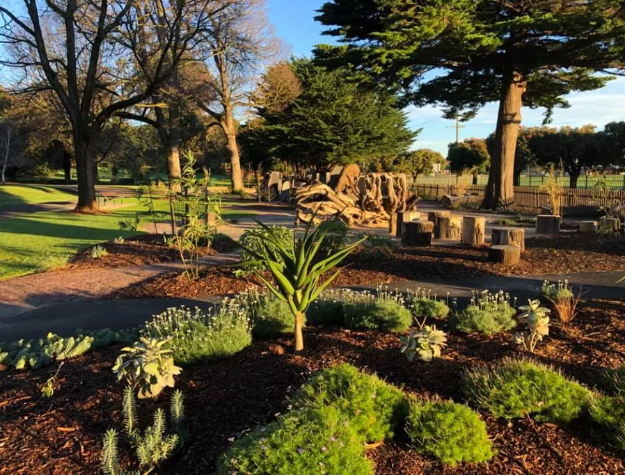 Visit Warrnambool's Botanic Gardens