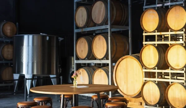 Jayden Ong Winery & Cellar Bar