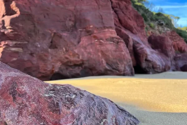 Red rocks beach