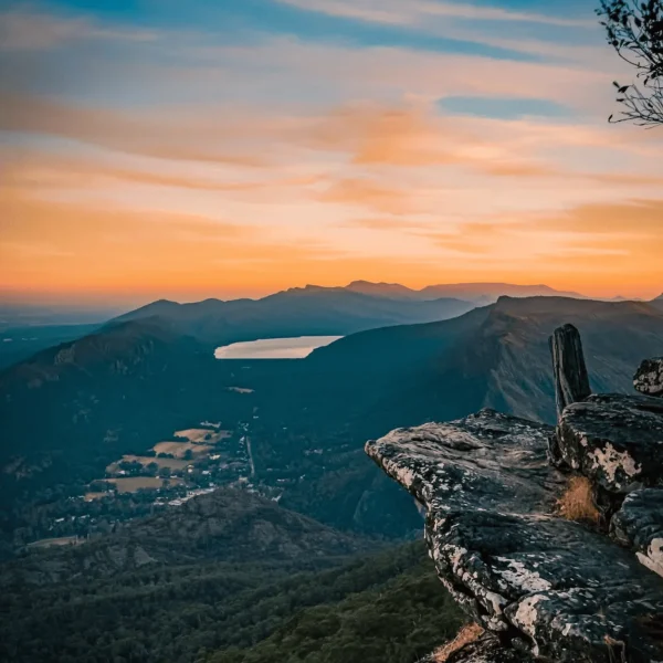 adelaide to melbourne trips