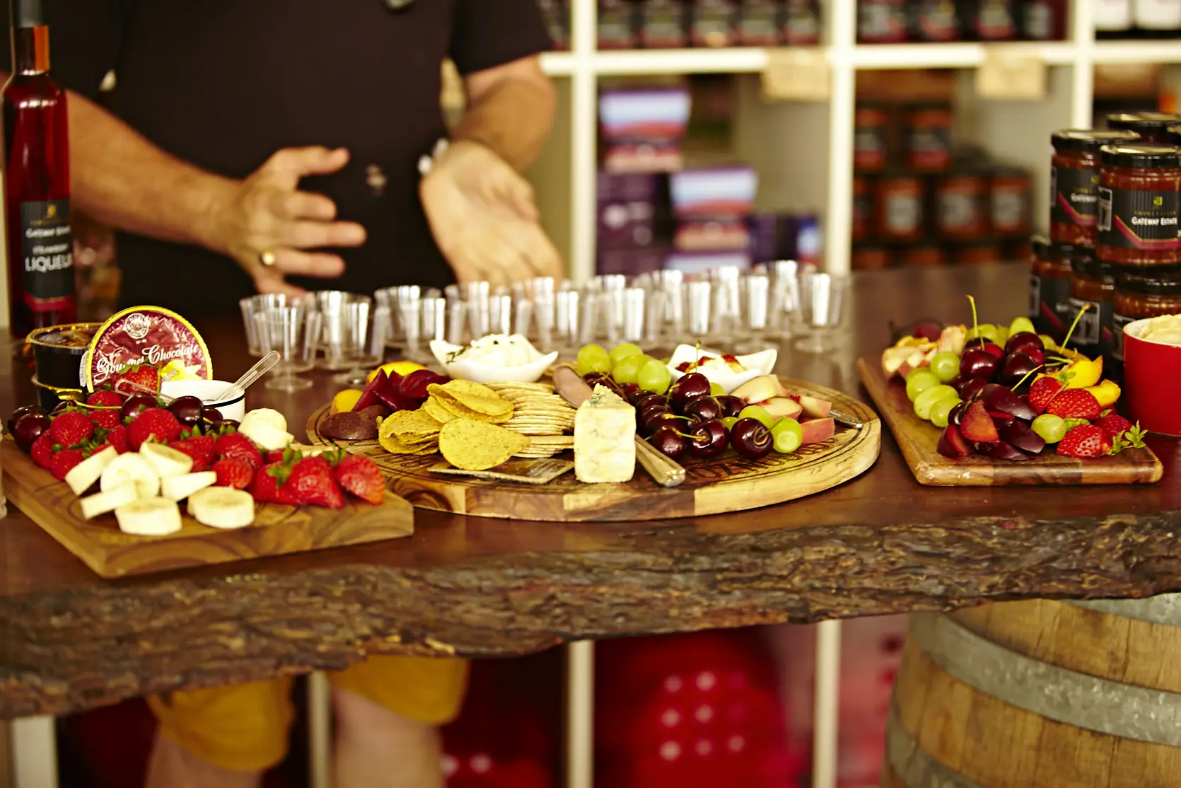 Local cuisine and gourmet food