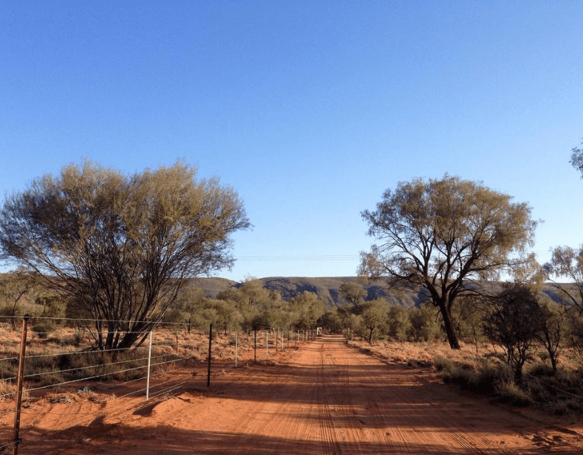 road trip melbourne to uluru