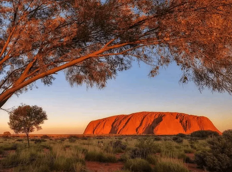 Advantages of Booking Uluru Holiday Packages